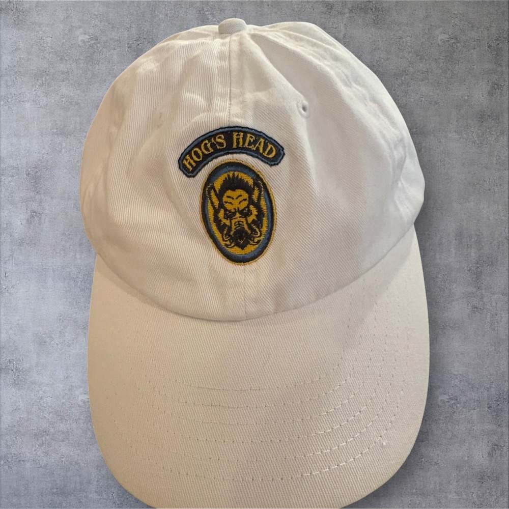 Universal Studios Hog's Head Baseball Cap White Wizarding World Hat